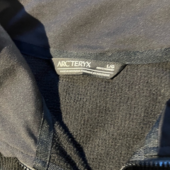 Arc’teryx Zip up Hoodie - Picture 2 of 2